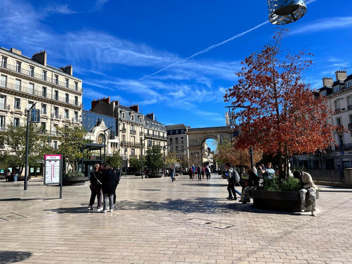 Rempart Tivoli Coeur De Ville Dijon Exterior foto
